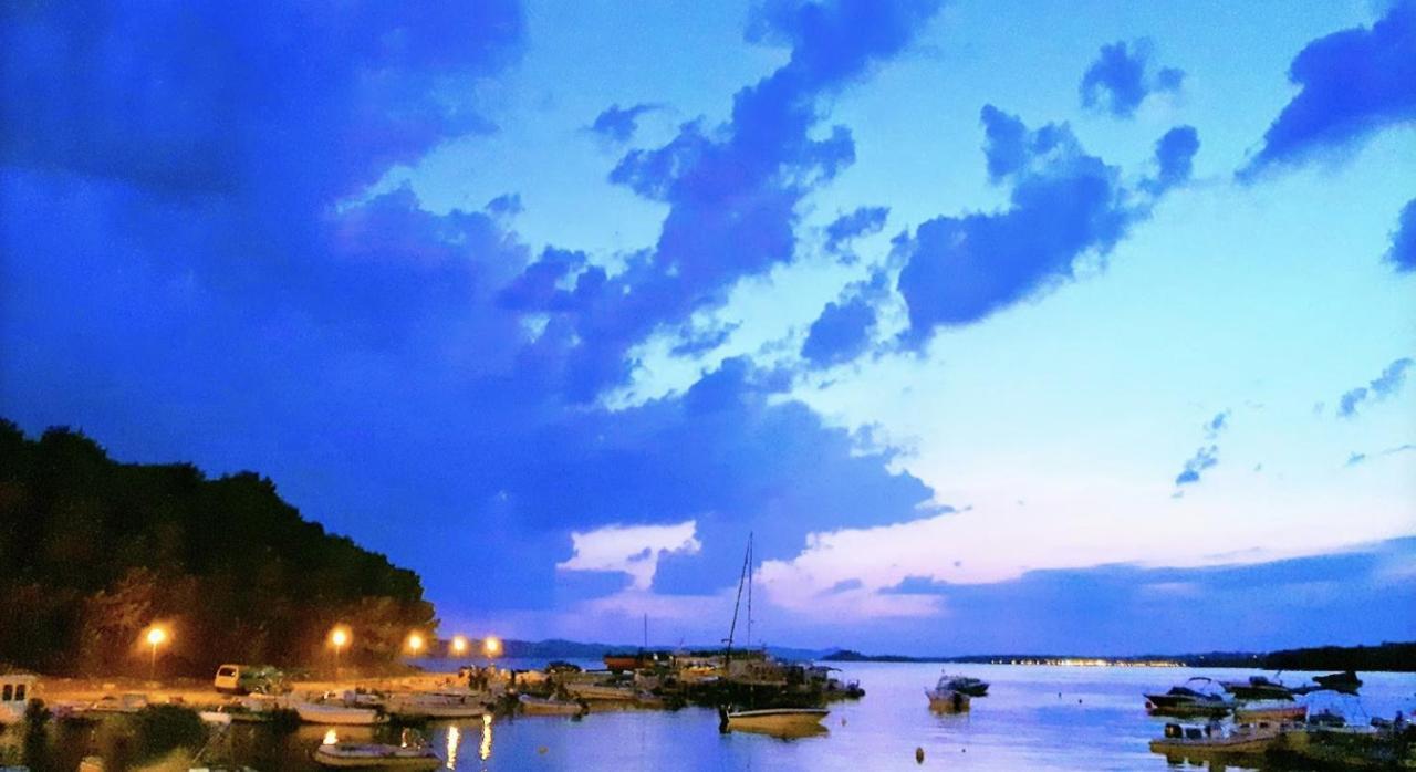Miabella Resort Drage Εξωτερικό φωτογραφία