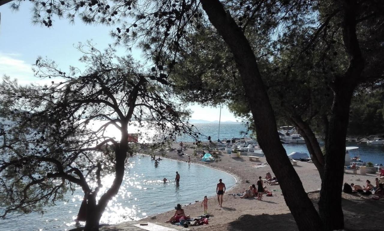 Miabella Resort Drage Εξωτερικό φωτογραφία